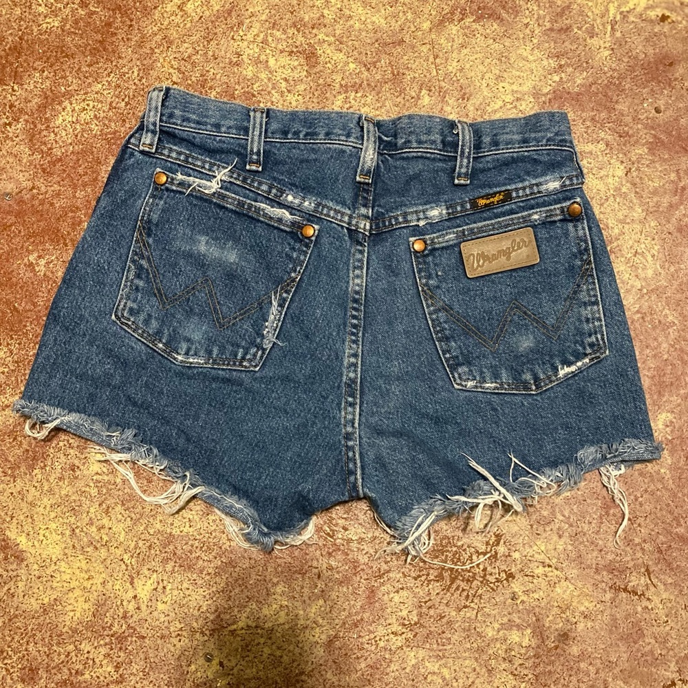 Wrangler Cutoff Shorts size 28 (mens size 30)
